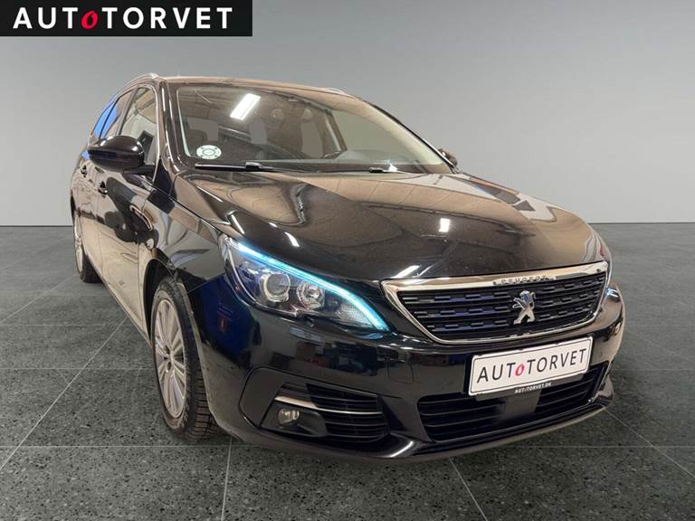 Peugeot 308 1,5 BlueHDi 130 Allure Sky SW