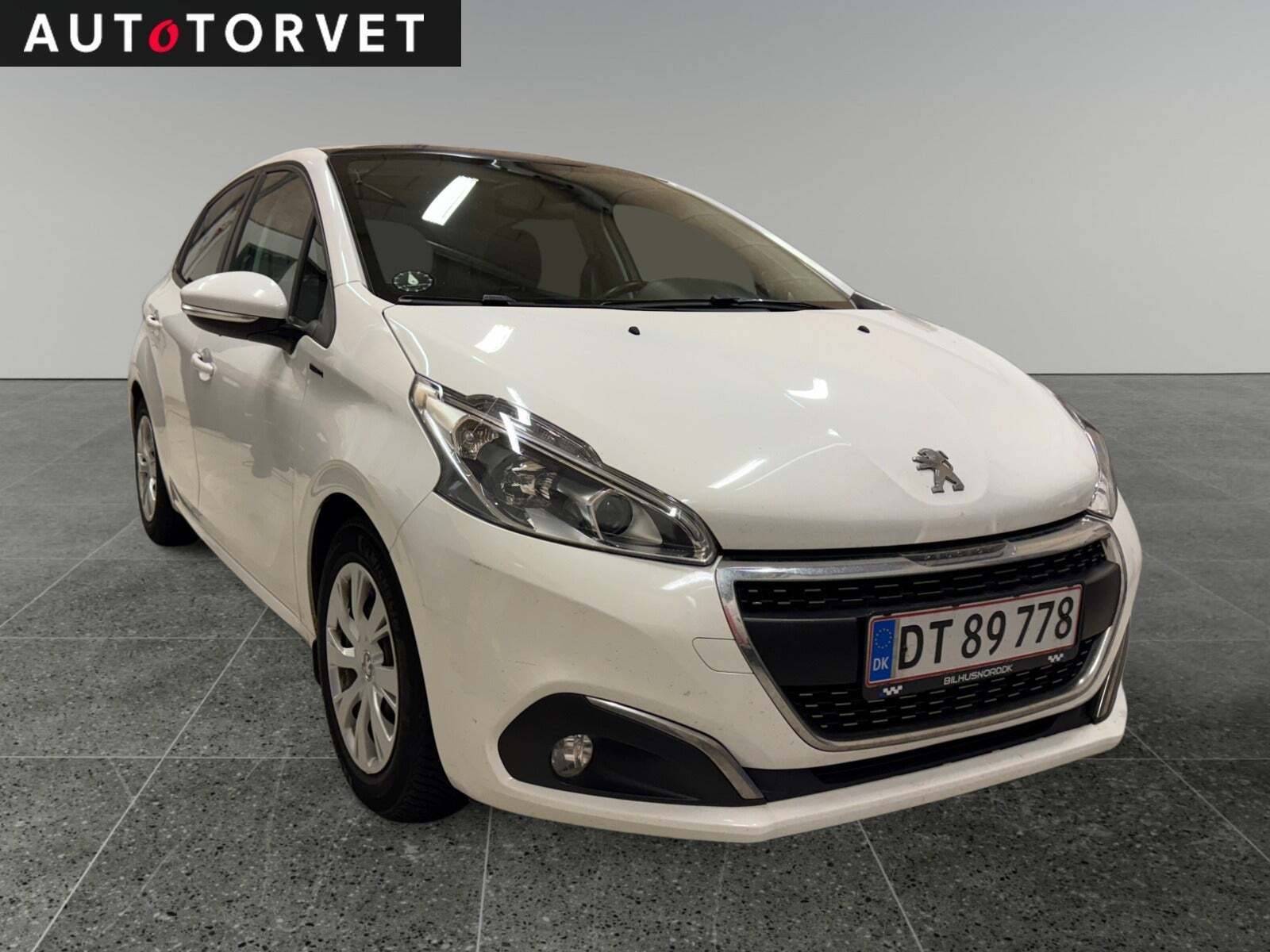 Peugeot 208 1,5 BlueHDi 100 Signature Sky