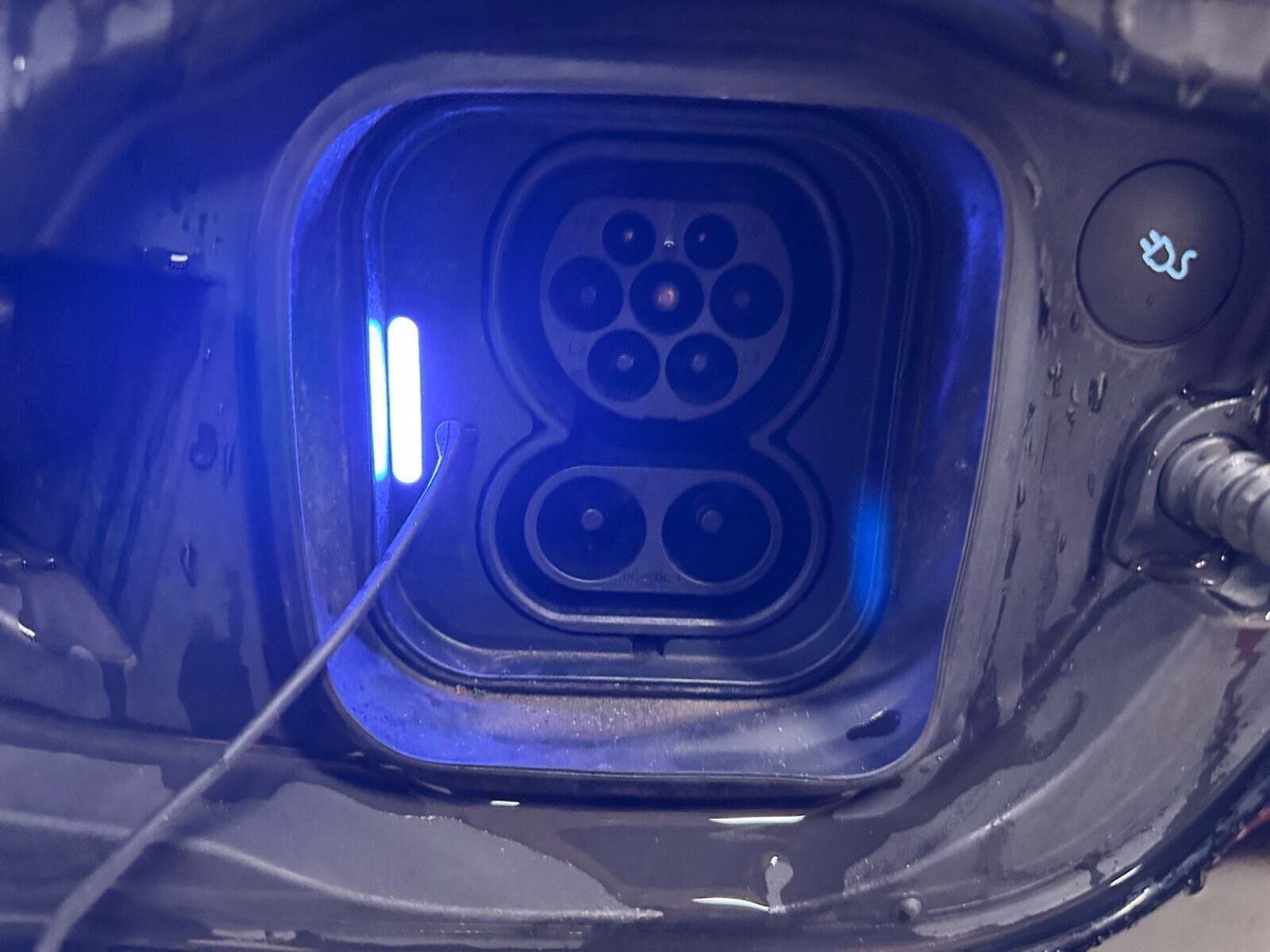 Sort Volvo C40 fra 2023