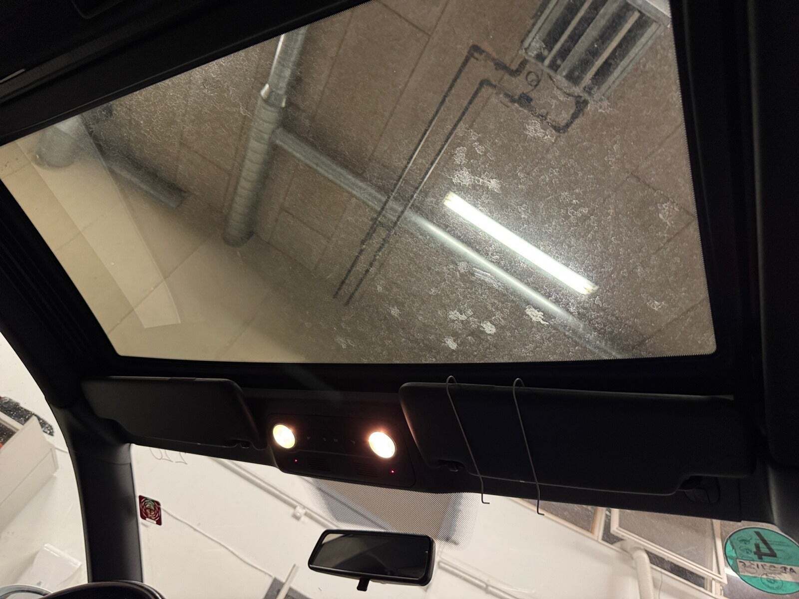 Sølv VW Eos fra 2008