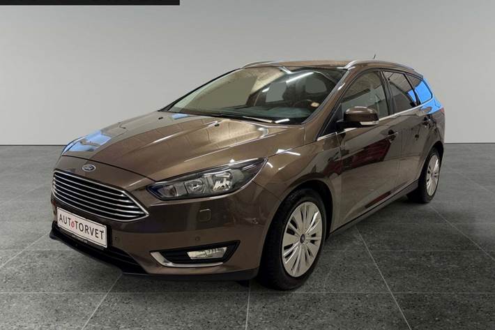 Kobber Ford Focus fra 2017 set udefra