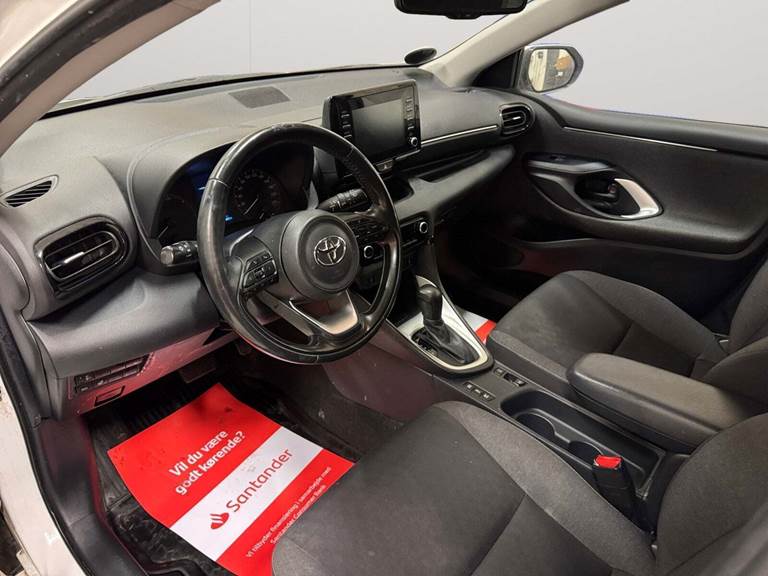 Toyota Yaris 1,5 Hybrid H3 Vision e-CVT