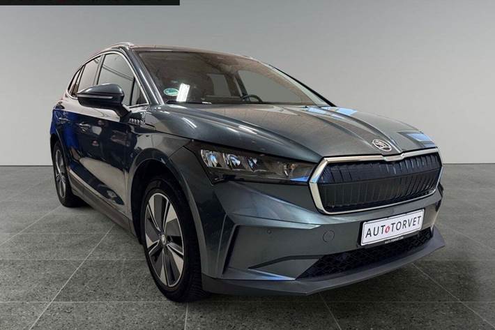 Grå Skoda Enyaq fra 2022