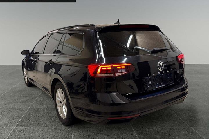 Sort VW Passat fra 2020