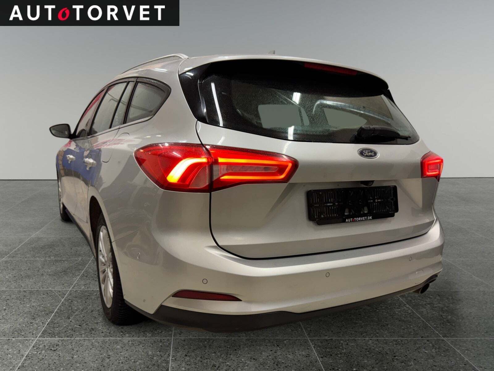 Sølv Ford Focus fra 2019