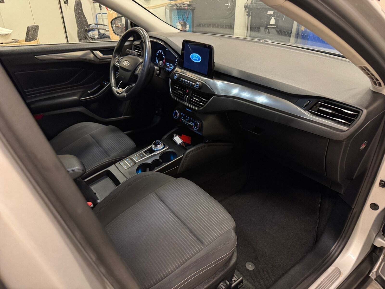 Sølv Ford Focus fra 2019