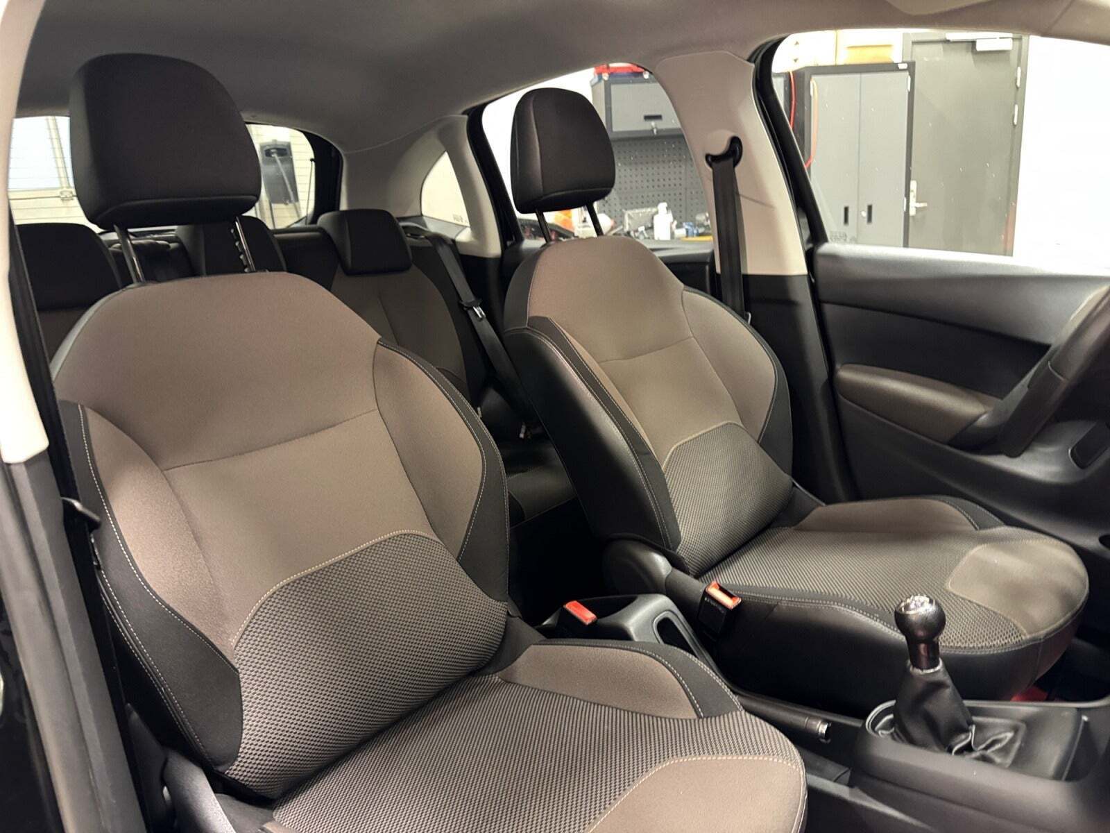 Sort Citroën C3 fra 2014