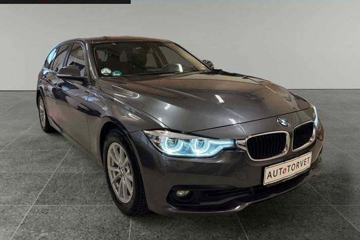 Grå BMW 320d fra 2016