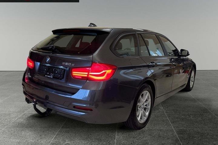 Grå BMW 320d fra 2016
