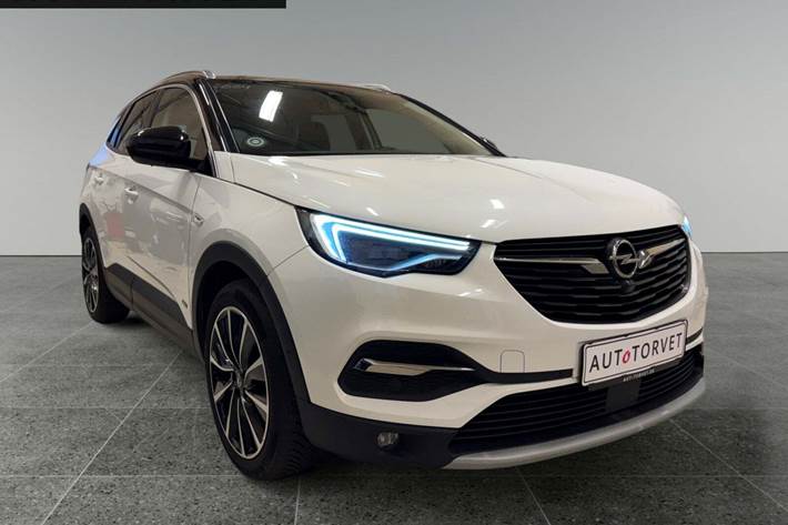 Hvid Opel Grandland X fra 2020