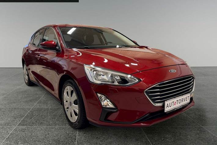 Rød Ford Focus fra 2019