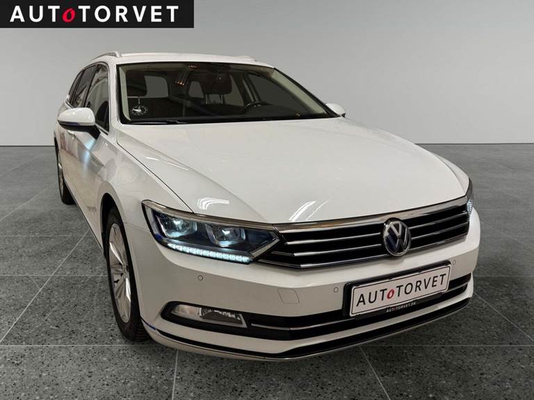 VW Passat 2,0 TSi 220 Highline Variant DSG