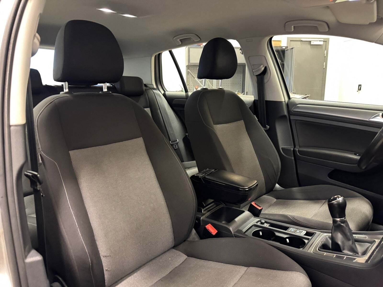 Orange VW Golf VI fra 2013