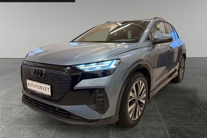 Blå Audi Q4 e-tron fra 2022