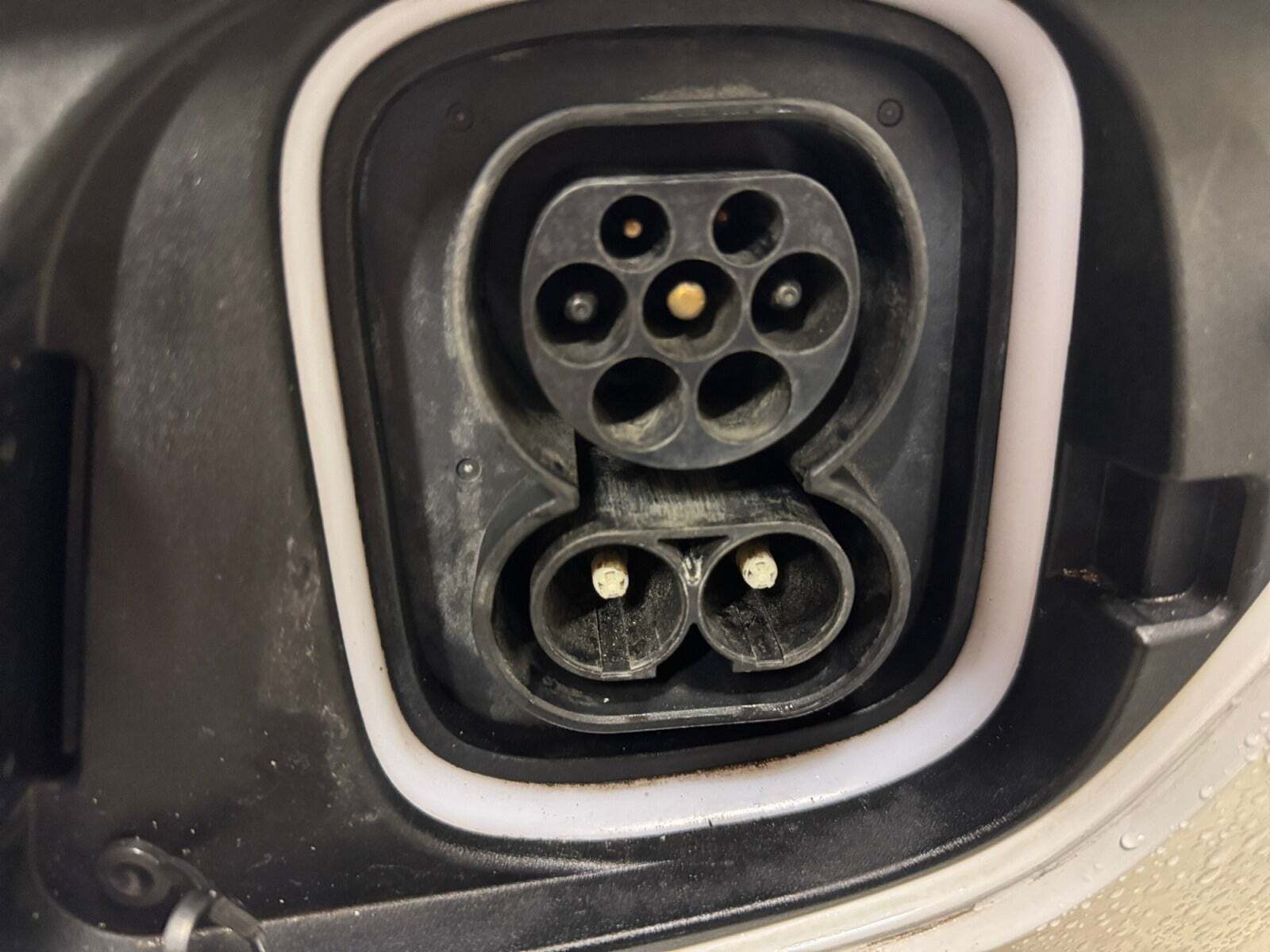 Hvid Hyundai Kona fra 2018