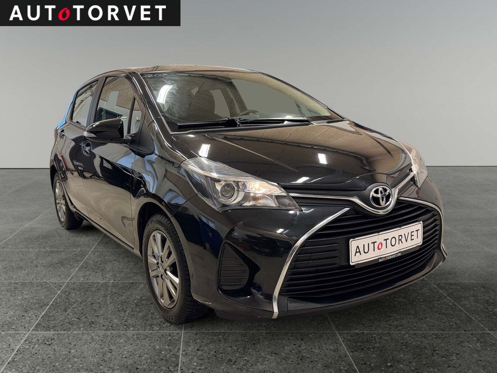 Toyota Yaris 1,3 VVT-i Style Edition