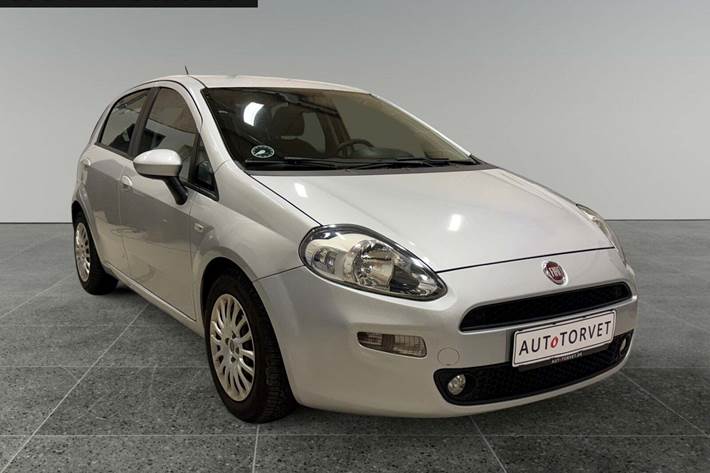 Sølv Fiat Punto fra 2013