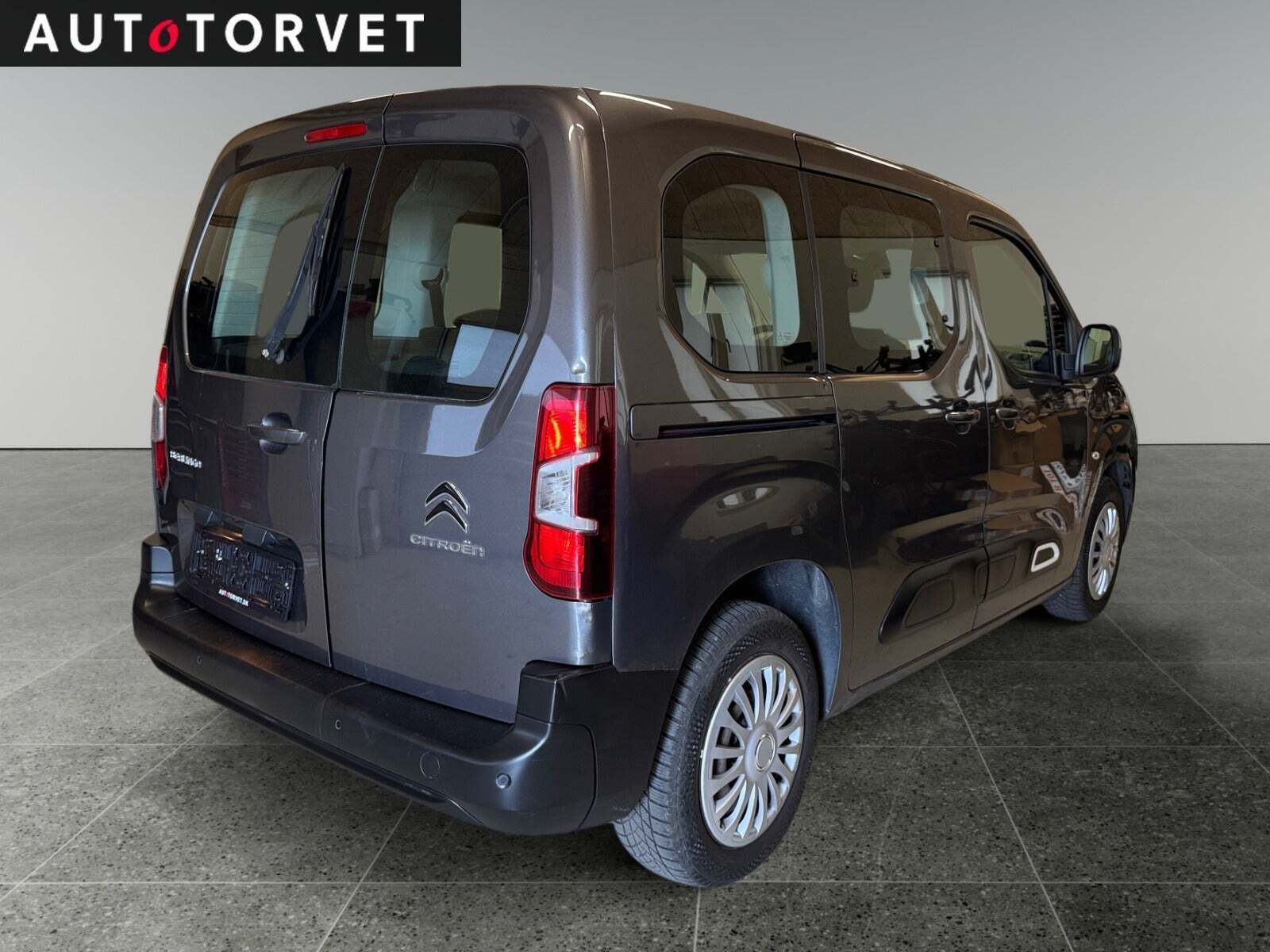 Sort Citroën Berlingo fra 2020