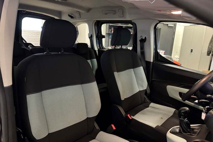 Sort Citroën Berlingo fra 2020