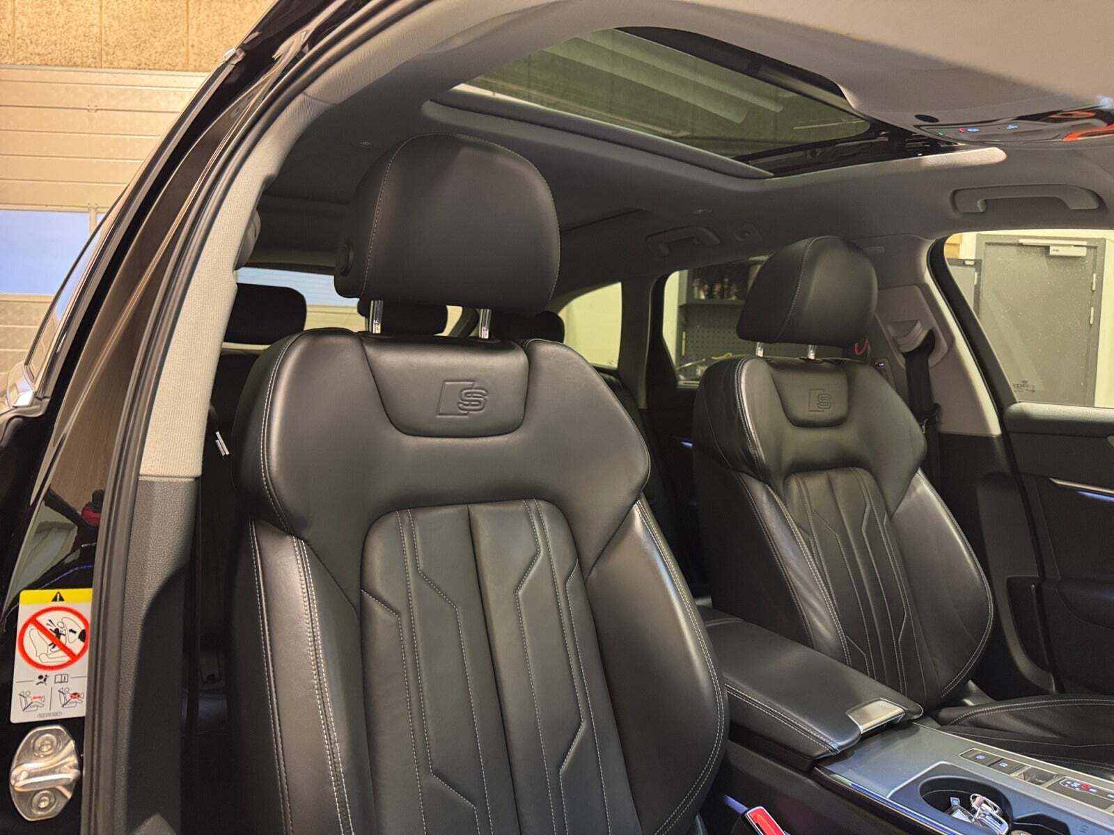 Sort Audi A6 fra 2021