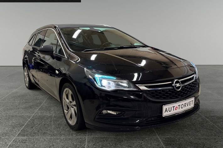Sort Opel Astra fra 2017