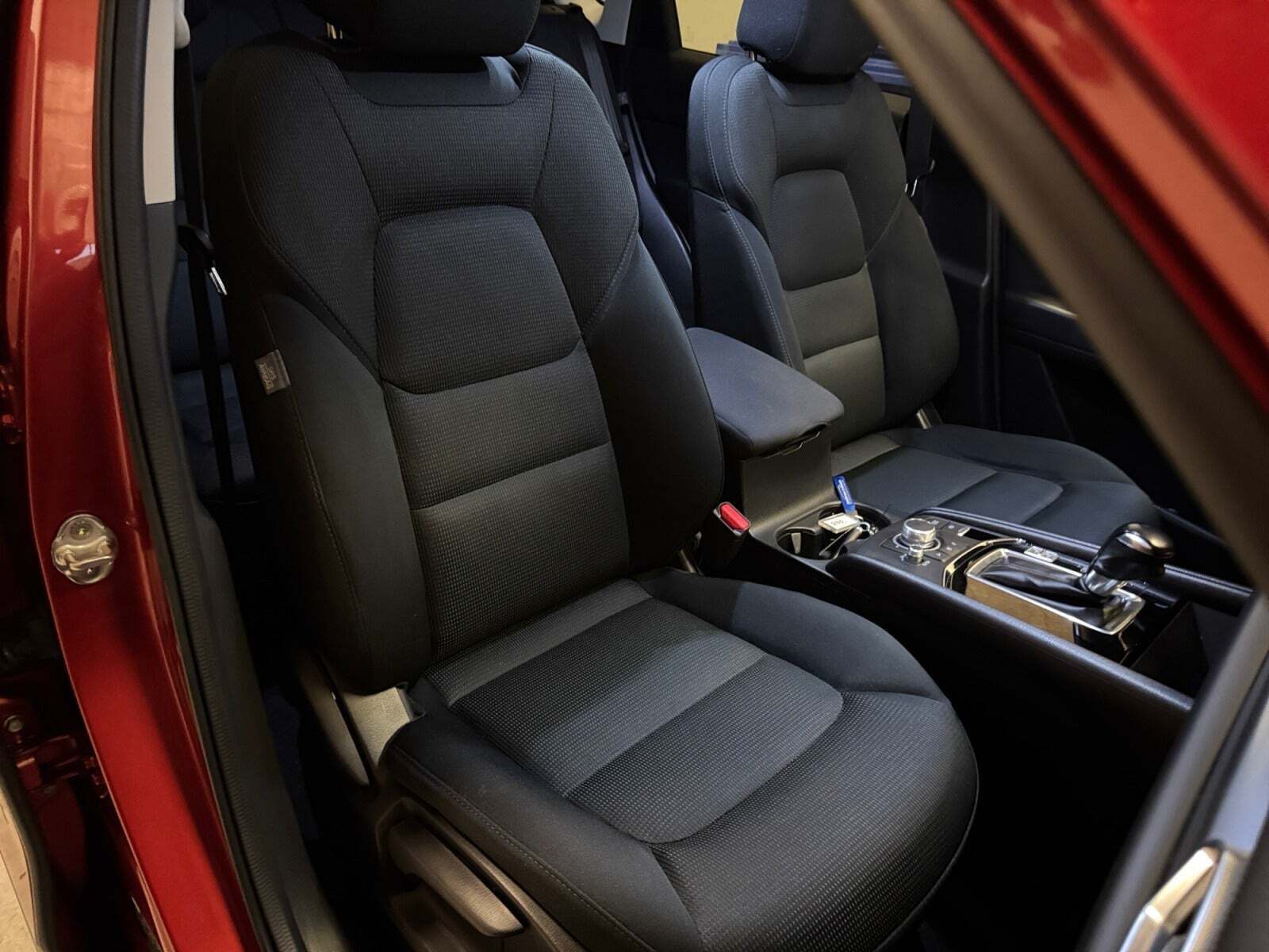 Rød Mazda CX-5 fra 2021