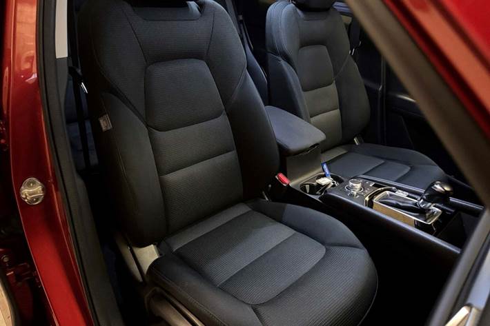 Rød Mazda CX-5 fra 2021