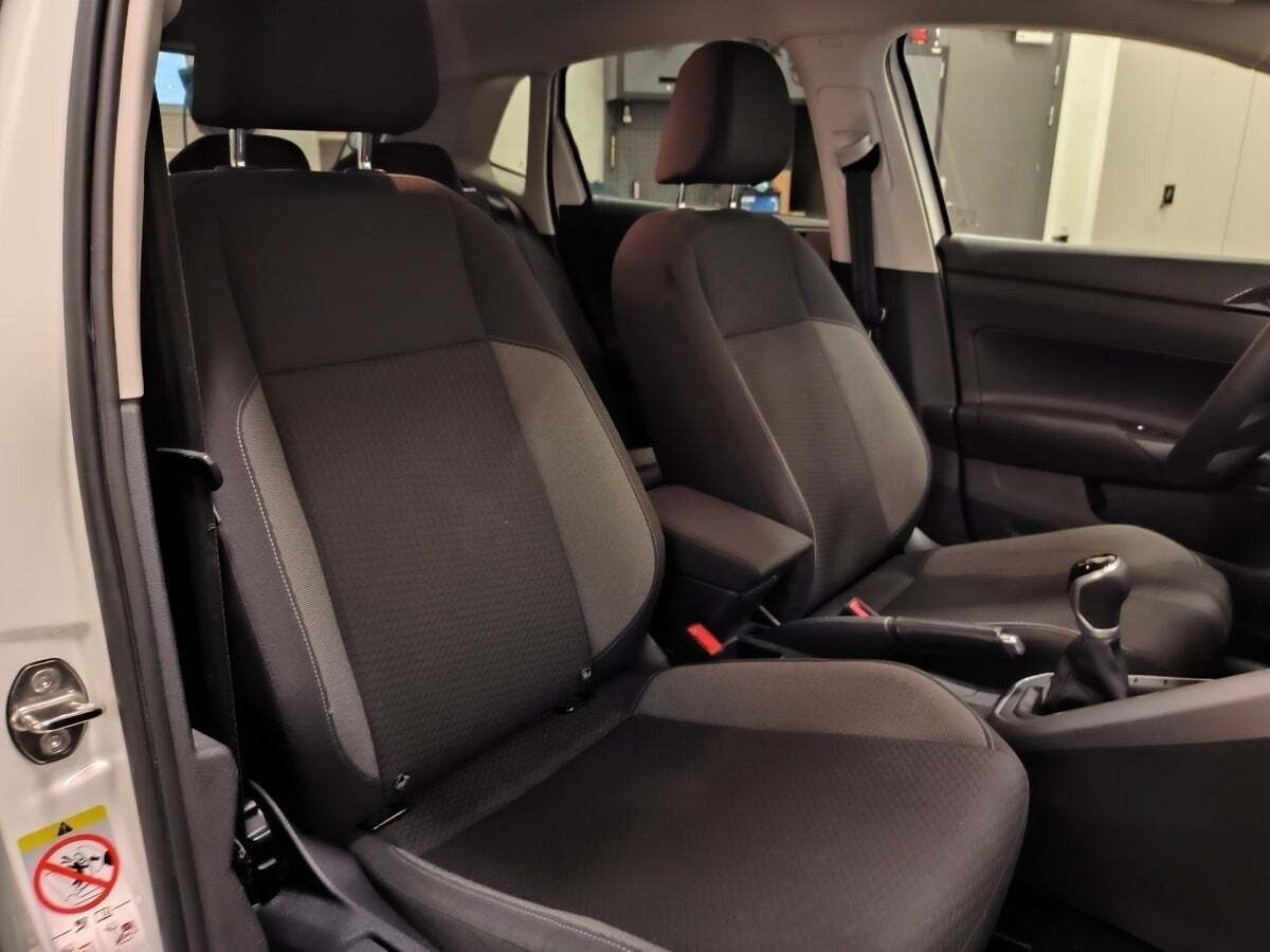 Hvid VW Polo fra 2022