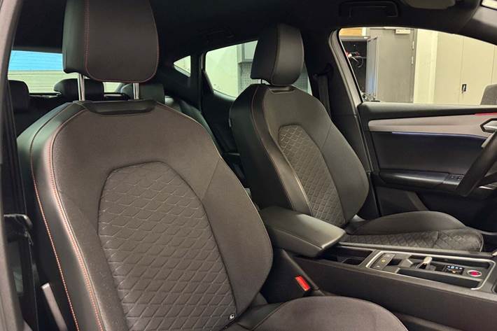 Hvid Seat Leon fra 2021