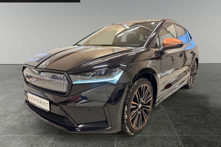 Sort Skoda Enyaq fra 2022 set udefra