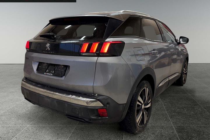 Grå Peugeot 3008 fra 2017