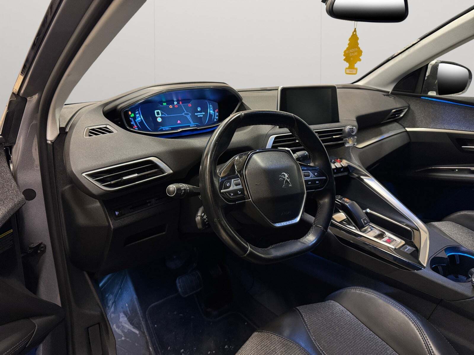 Peugeot 3008 1,6 BlueHDi 120 Allure EAT6