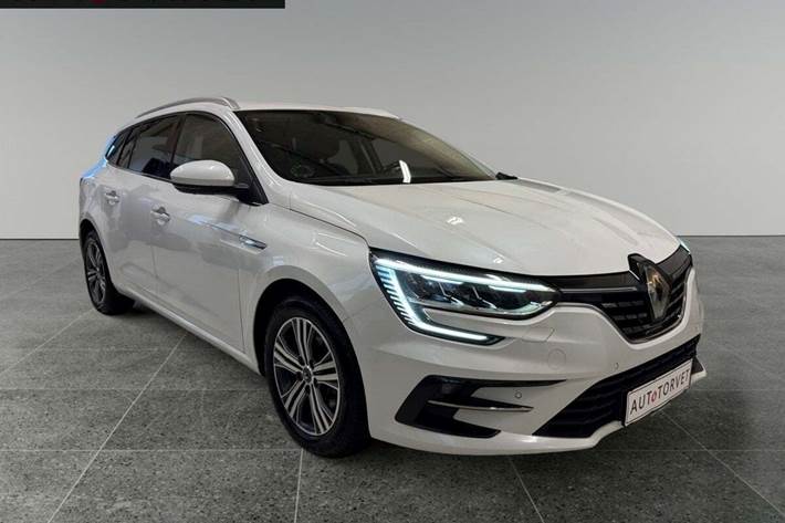 Hvid Renault Megane IV fra 2021