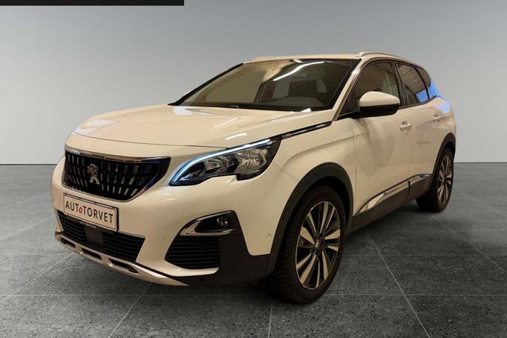 Hvid Peugeot 3008 fra 2018 set udefra