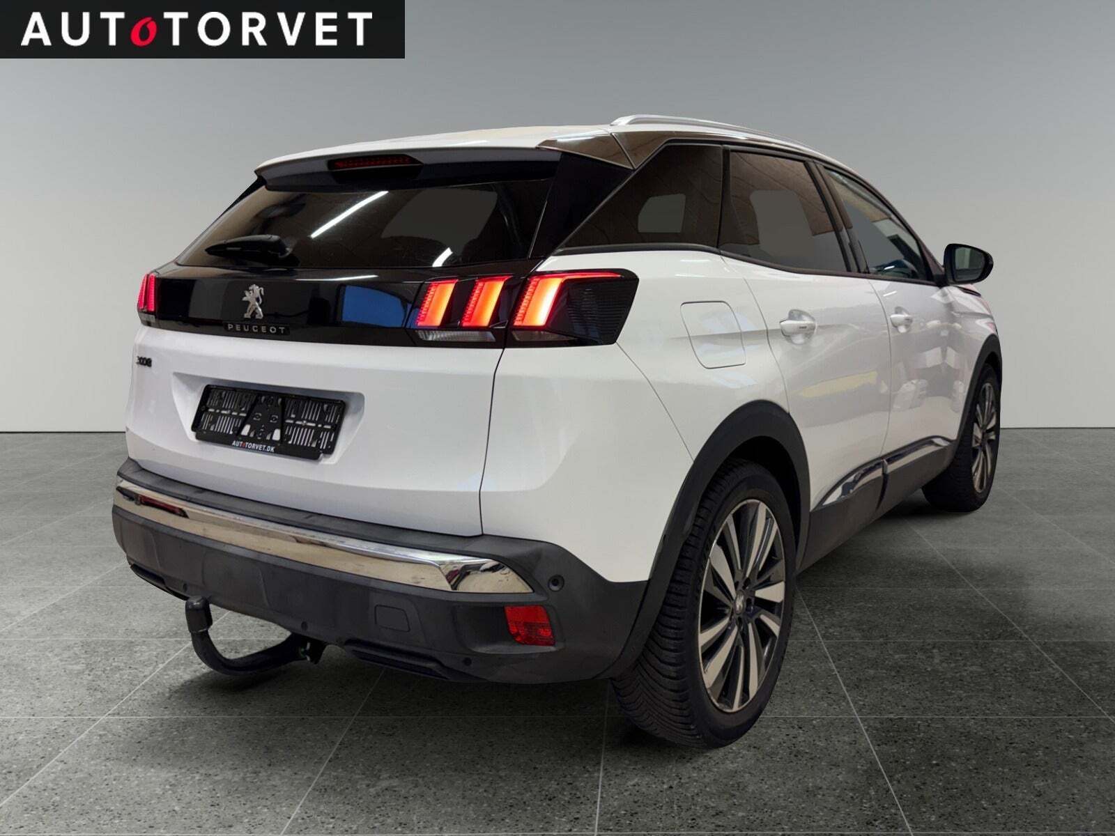 Hvid Peugeot 3008 fra 2018