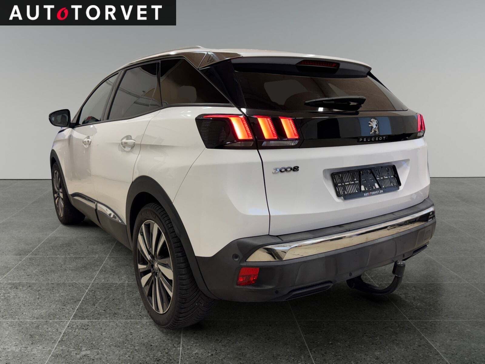 Hvid Peugeot 3008 fra 2018