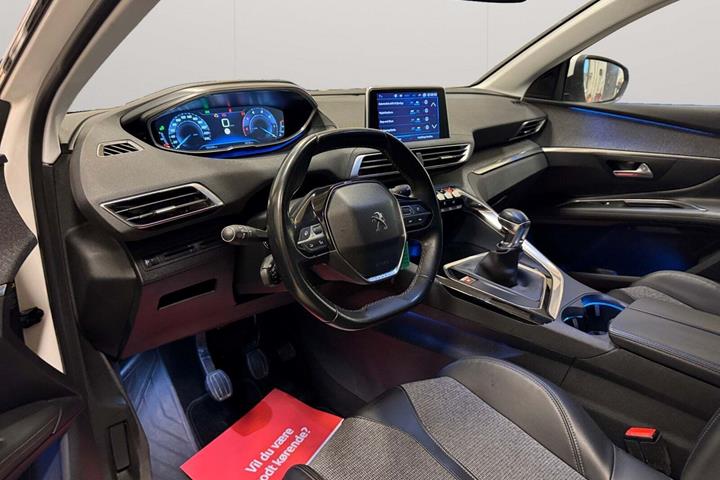 Hvid Peugeot 3008 fra 2018