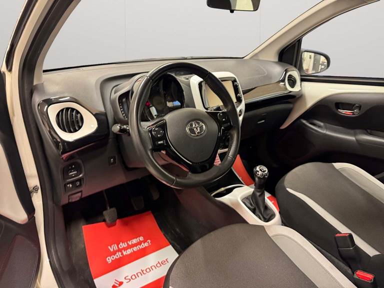 Toyota Aygo 1,0 VVT-i x