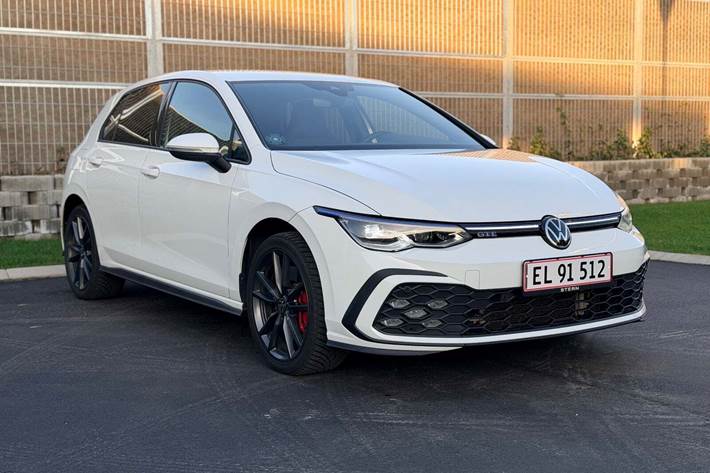 Hvid VW Golf VIII fra 2021