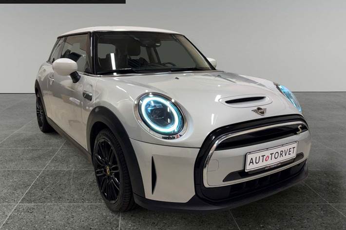 Sølv Mini Cooper SE fra 2021