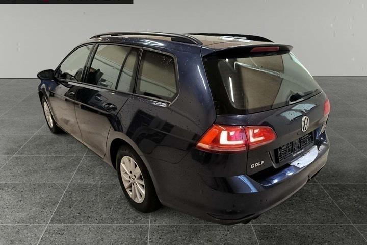 Blå VW Golf VII fra 2014