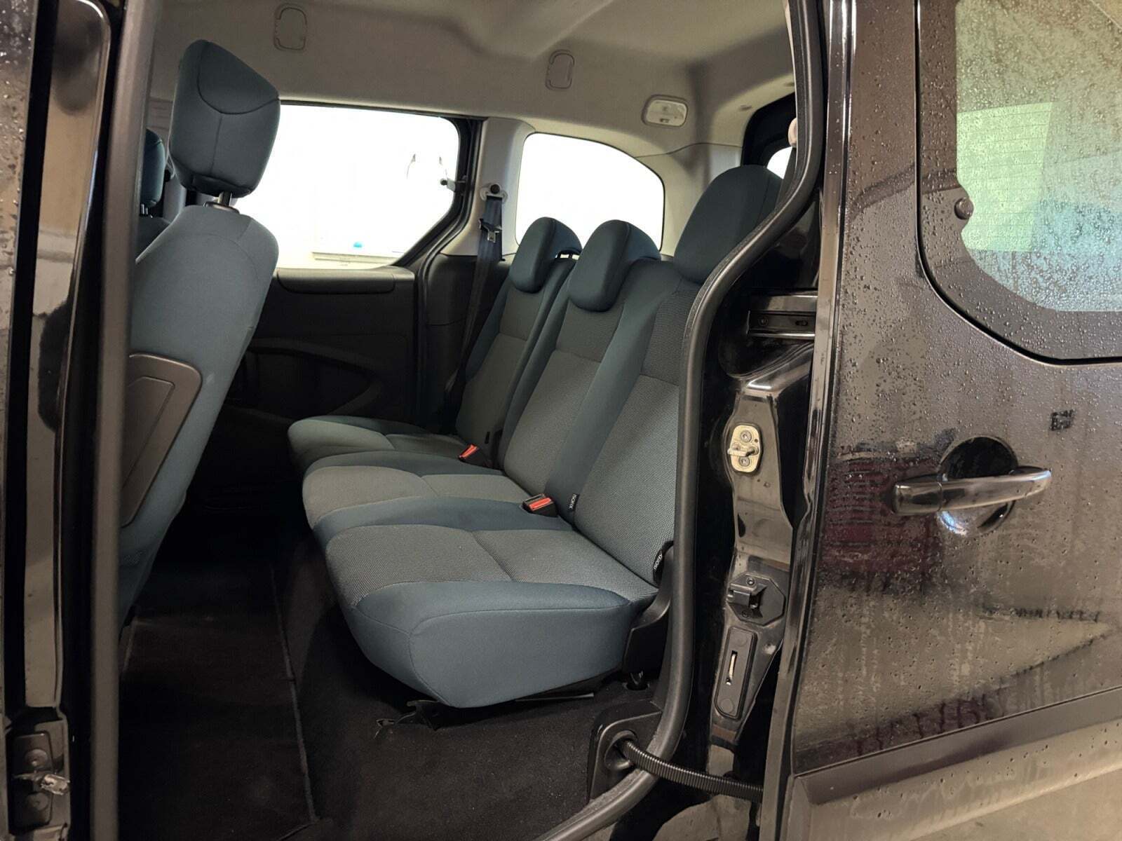 Sort Citroën Berlingo fra 2017