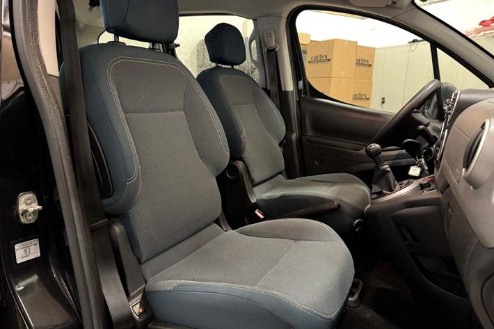 Sort Citroën Berlingo fra 2017