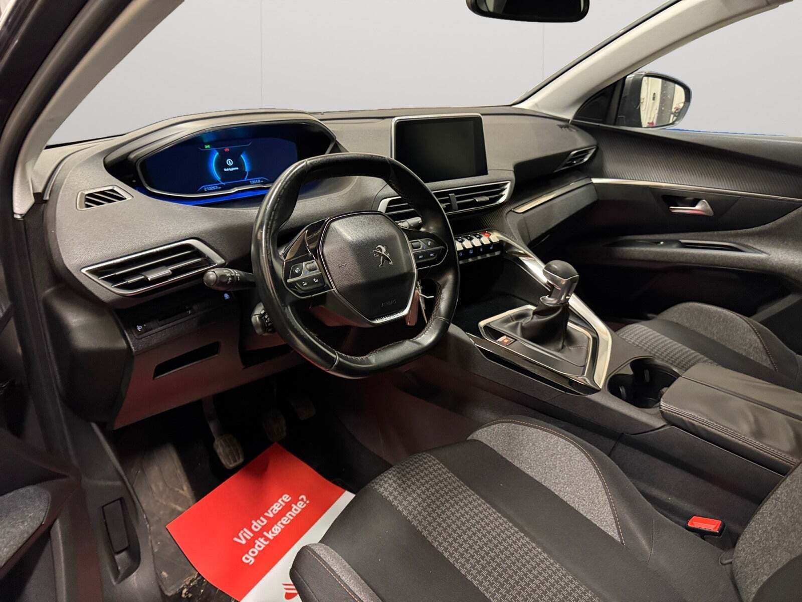 Peugeot 5008 1,6 BlueHDi 120 Active 7prs