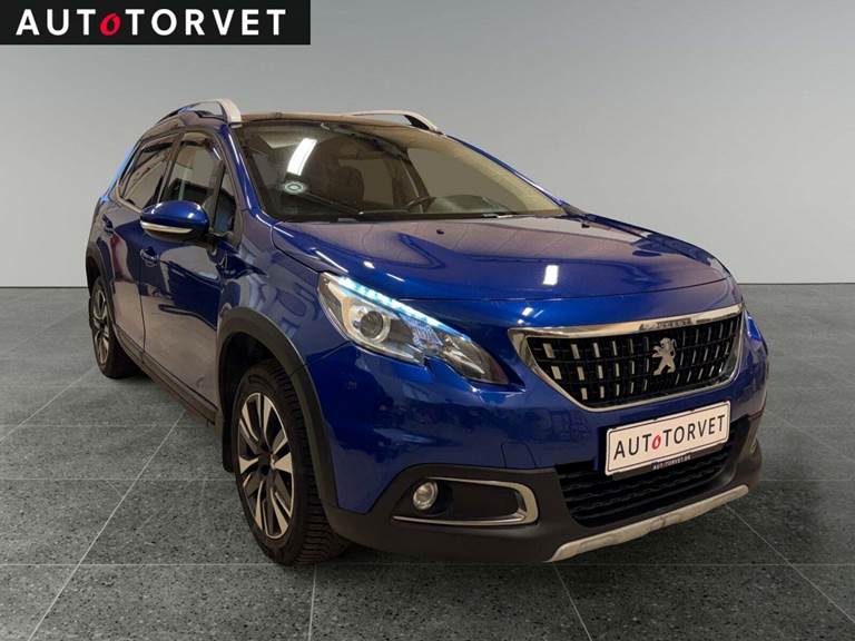 Peugeot 2008 1,5 BlueHDi 100 Allure Sky