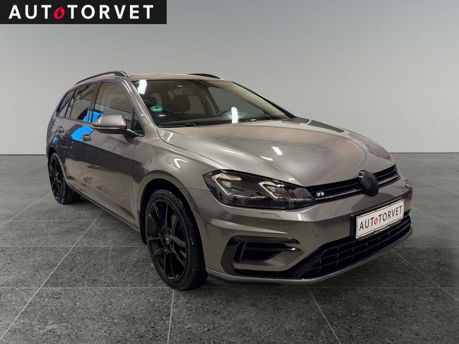 VW Golf VII 1,6 TDi 110 R-line Variant DSG