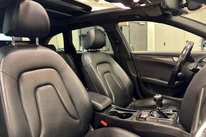 Hvid Audi A4 fra 2015