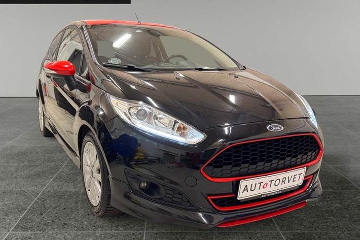 Sort Ford Fiesta fra 2016