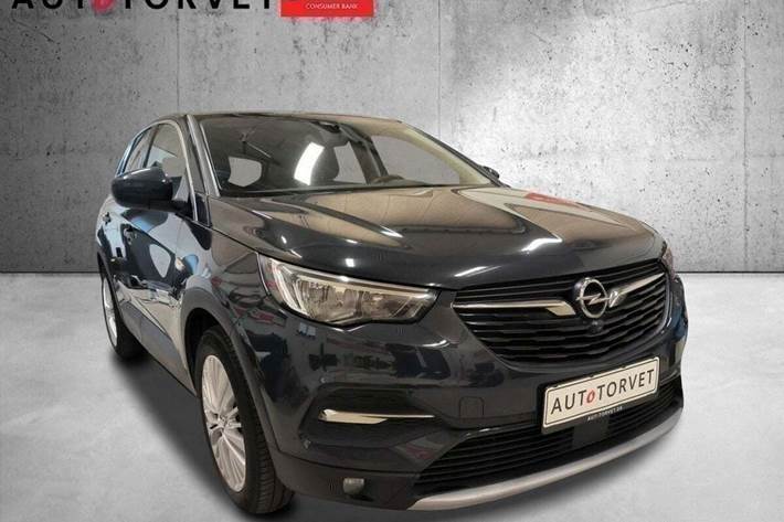 Blå Opel Grandland X fra 2018
