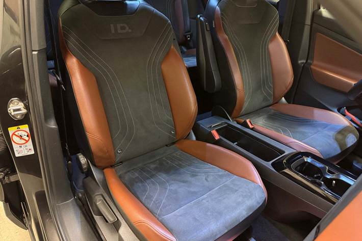 Grå VW ID.4 fra 2022